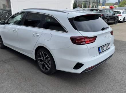 Kia - Cee'd