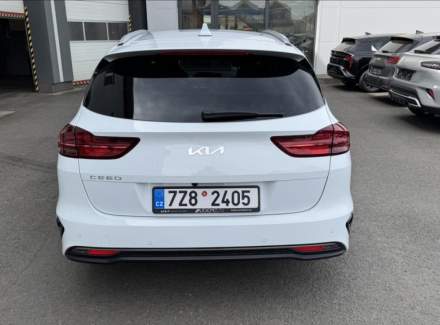 Kia - Cee'd