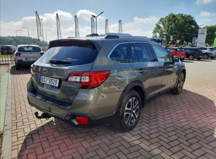 Subaru - Outback