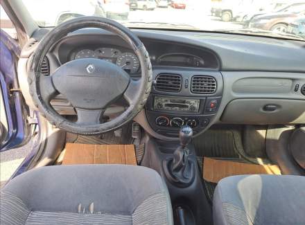 Renault - Megane