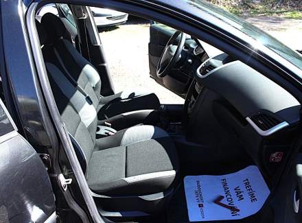 Peugeot - 207