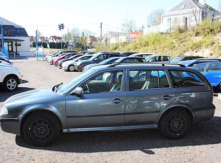 Škoda - Octavia