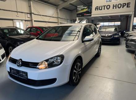 Volkswagen - Golf