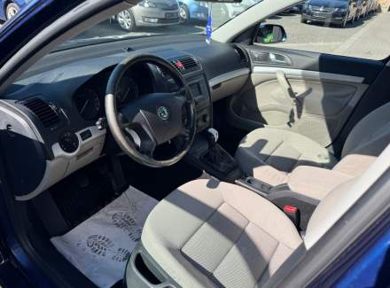 Škoda - Octavia