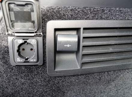 Land Rover - Range Rover