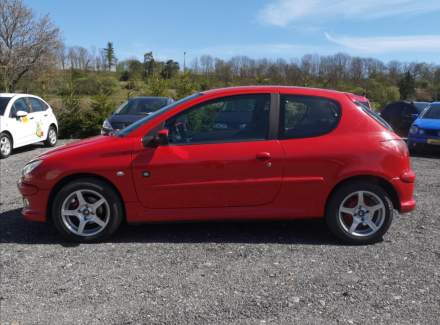 Peugeot - 206