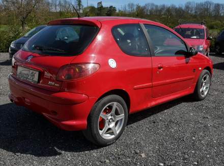 Peugeot - 206