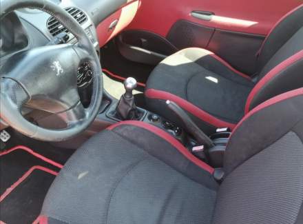 Peugeot - 206