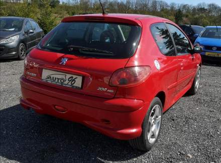 Peugeot - 206