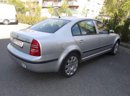 Škoda - Superb