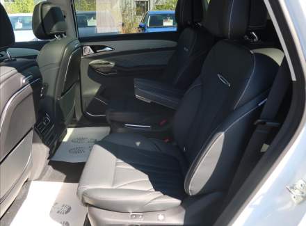 Forthing - Yacht/4 U-Tour