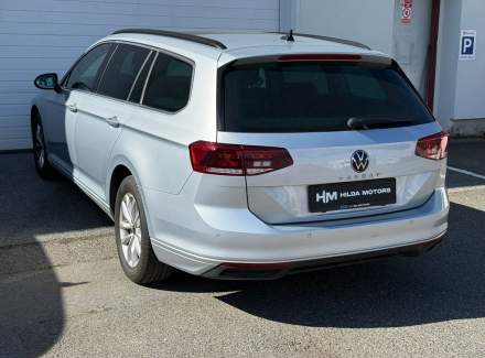Volkswagen - Passat