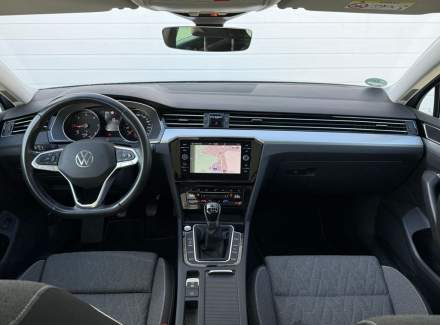 Volkswagen - Passat