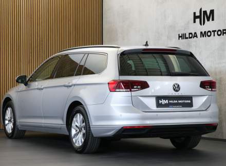 Volkswagen - Passat