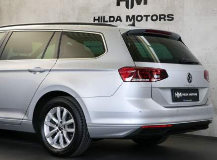 Volkswagen - Passat