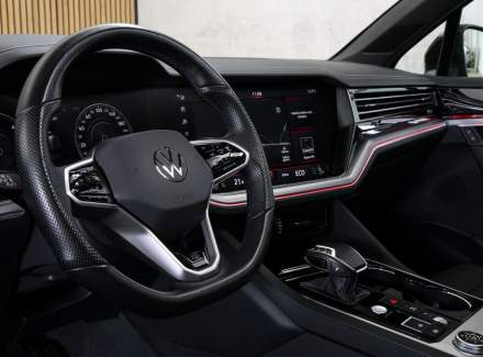 Volkswagen - Touareg