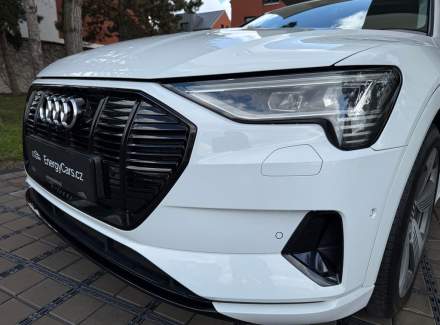 Audi - E-tron
