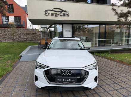 Audi - E-tron
