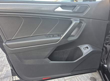 Volkswagen - Tiguan 2.0 TDI (200 Hp) 4MOTION DSG