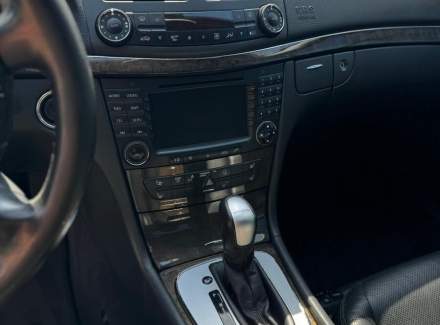 Mercedes-Benz - E-class