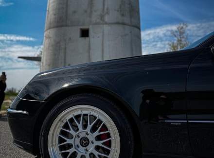 Mercedes-Benz - E-class