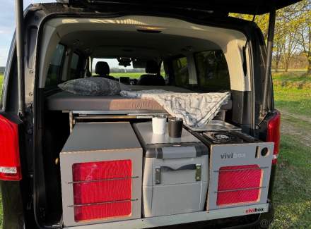 Mercedes-Benz - V-class