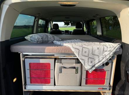 Mercedes-Benz - V-class