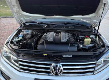 Volkswagen - Touareg