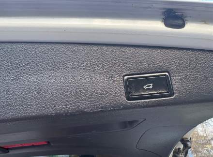 Volkswagen - Touareg