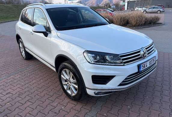 Volkswagen - Touareg