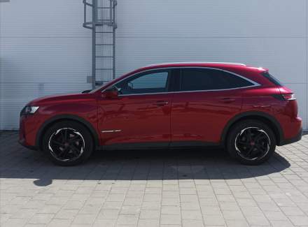 DS Automobiles - DS7 Crossback