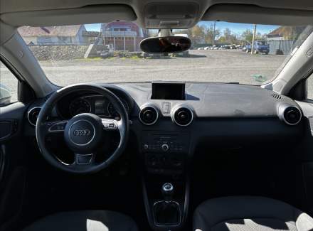 Audi - A1