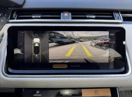 Land Rover - Range Rover Velar