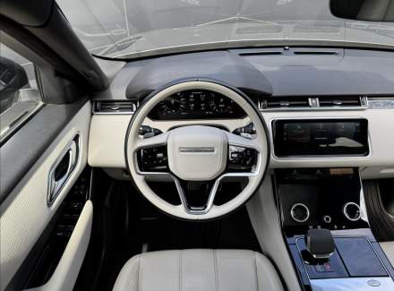 Land Rover - Range Rover Velar