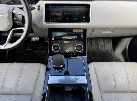 Land Rover - Range Rover Velar