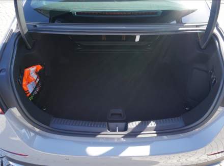 Mercedes-Benz - E-class