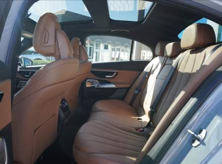 Mercedes-Benz - E-class