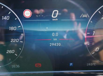 Mercedes-Benz - E-class