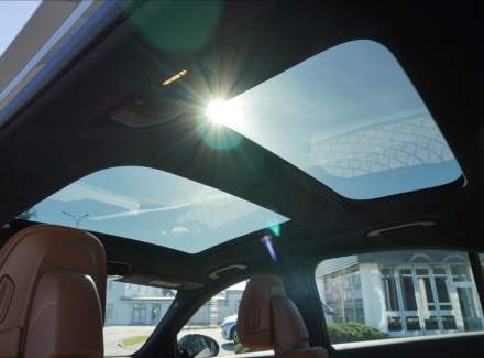 Mercedes-Benz - E-class