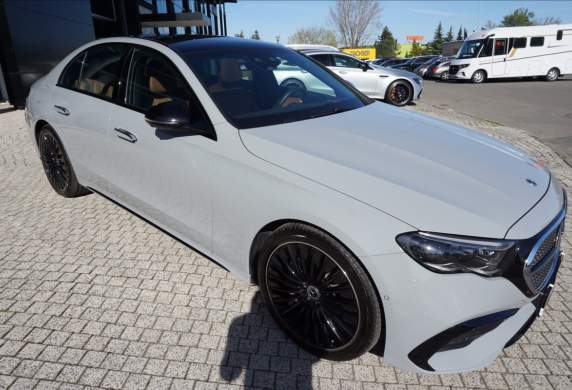 Mercedes-Benz - E-class