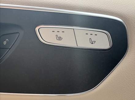 Mercedes-Benz - V-class