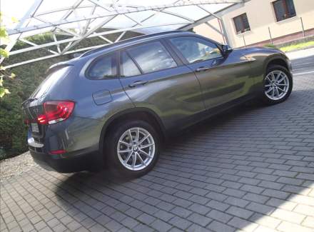 BMW - X1