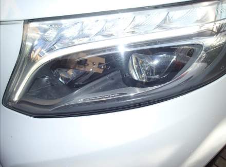 Mercedes-Benz - V-class