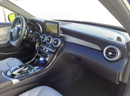 Mercedes-Benz - C-class