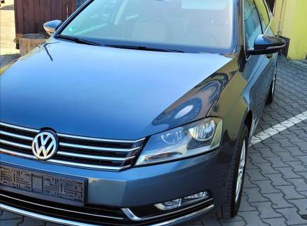 Volkswagen - Passat