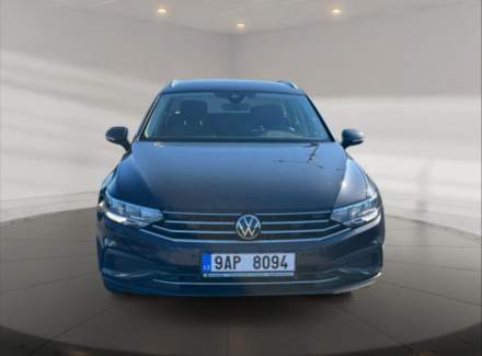 Volkswagen - Passat