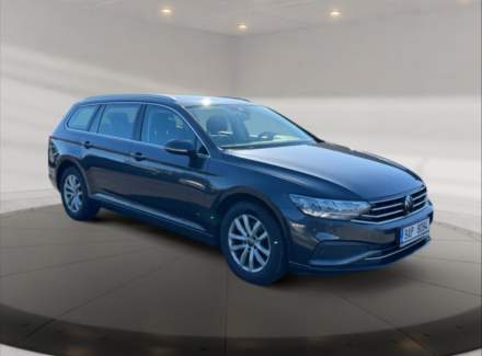 Volkswagen - Passat