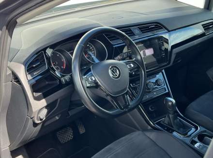 Volkswagen - Touran