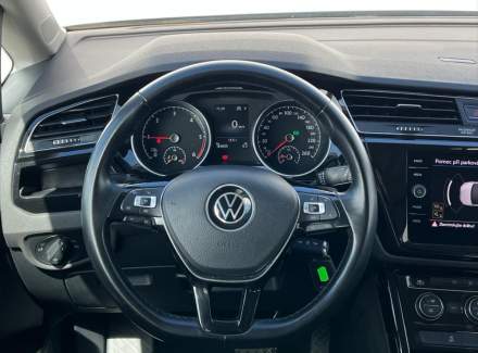 Volkswagen - Touran