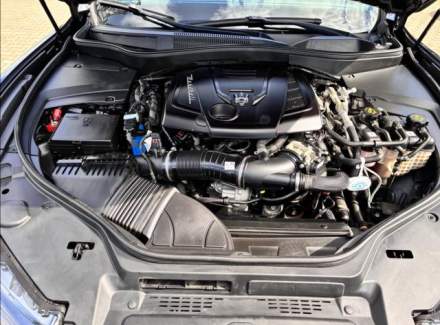 Maserati - Levante